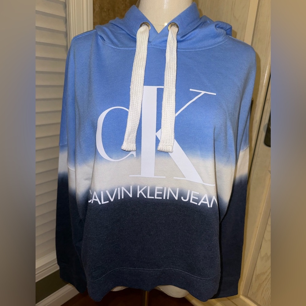 NWOT Calvin Klein Jeans Ombré Sweatshirt Blue Large